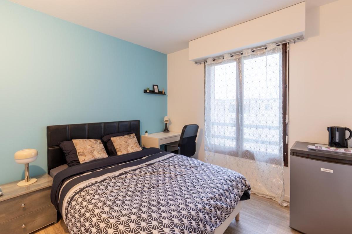 Le Beau Refuge Parisien De Cergy - Parisian Modern Flat At Cergy Bed and Breakfast Buitenkant foto